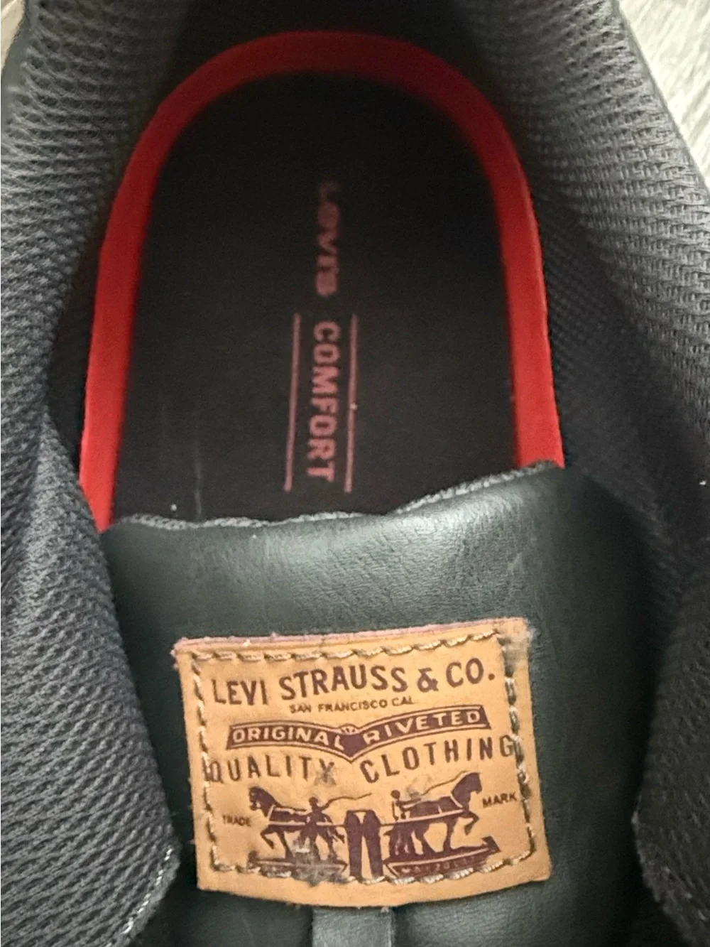 Men's Levi's Leather Low-Top Sneakers | Turner Sport Casuals